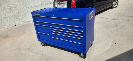 Snap-on professional tool box 55 inch