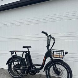 Rad Power Bikes RadRunner – Electric Utility Bike Cargo Bicycle e-bike Commuter City