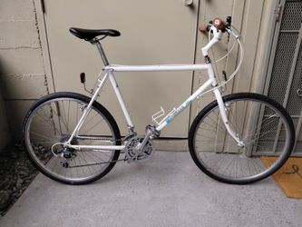 1987 Mongoose Alta ATB/Commuter- 21" Medium/Large