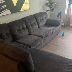Sectional Couch 