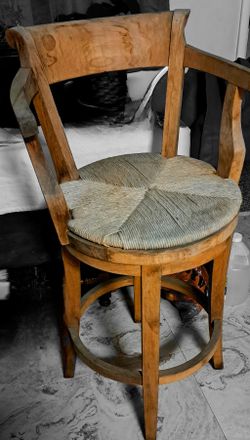 Pear English Swivel Chair Beautiful Naked Wood Works Perfectly