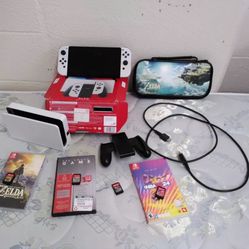 Switch OLED Model - 64GB/White bundle, with a zelda case and 9 games