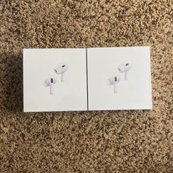 AirPods Pro 2nd Generation ( 2 Airpods , If Just Looking For One Click On My Profile To See My Listings )