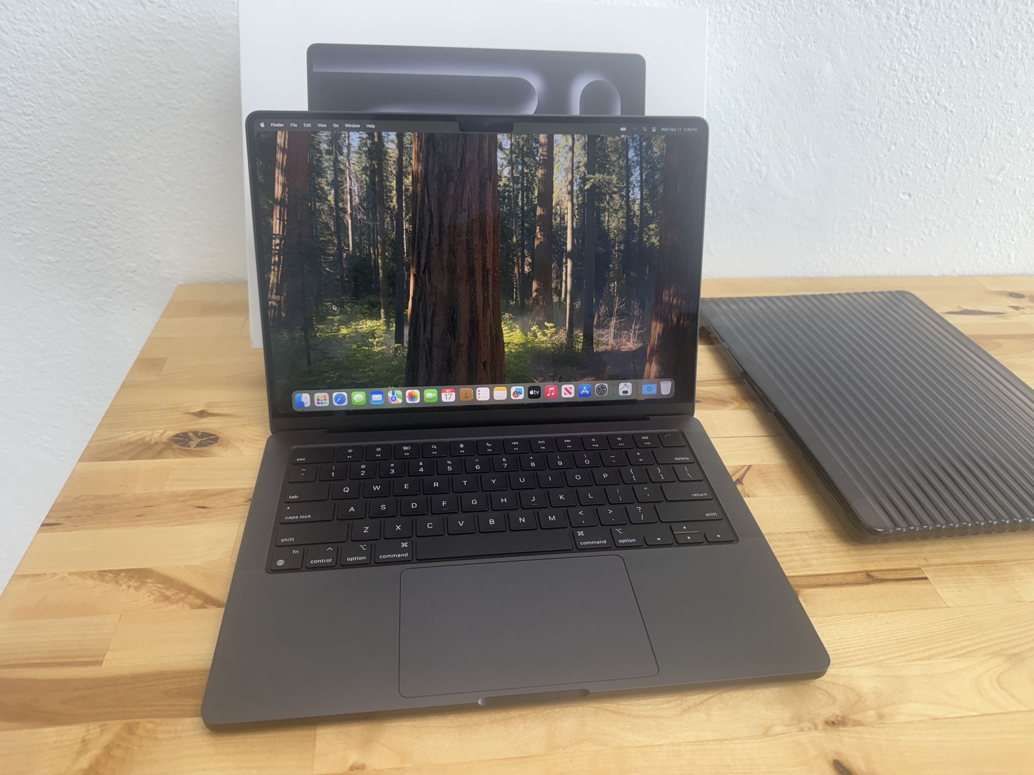 Apple MacBook Pro 14” / 2024 / M4