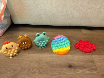 5 Animal and Rainbow Pop-It Fidget Toys