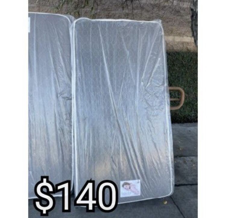 TWIN MATTRESS WITH BOX SPRING