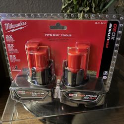 Milwaukee M12 12-Volt Lithium-Ion XC Extended Capacity 3.0 Ah Battery 2-Pack