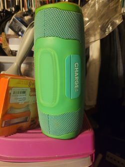 JBL Charge 4 Portable Bluetooth Speaker