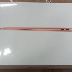 13” MacBook Air With Apple M1 Chip