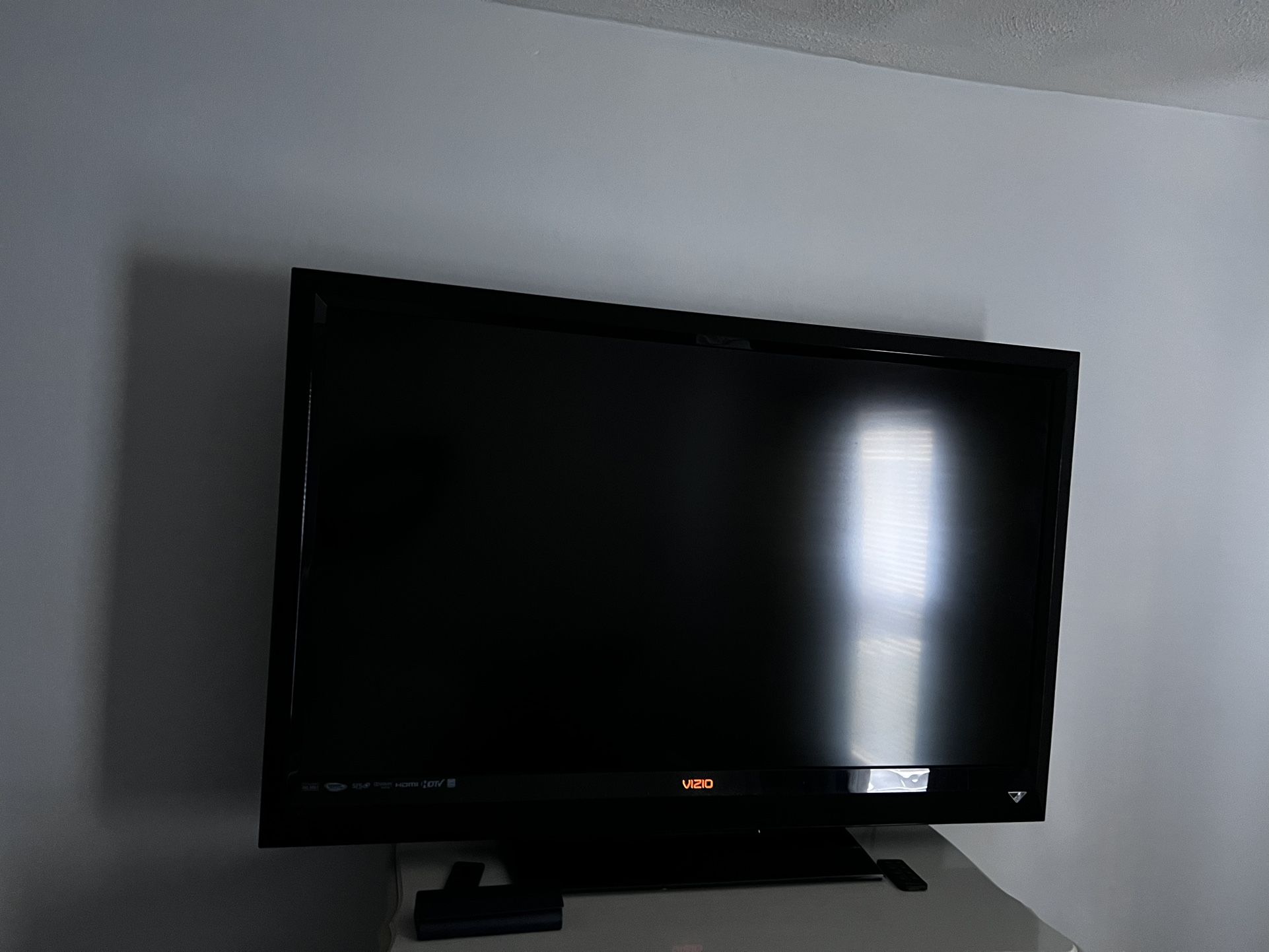 Vizio TV 47 Inch