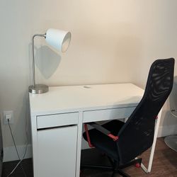 Computer  Desk and Chairs with Lamp 