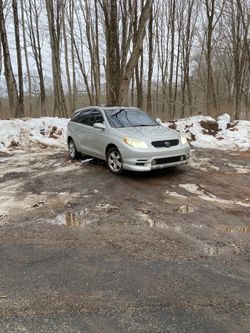2004 Toyota matrix