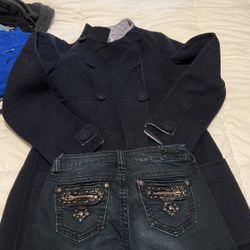 Wool Coat 🧥 For Women With Skinny Legs Denim Jeans.  Stretchy. Both For $15 Great Deal Pick Up  In West Adams Los Angeles 90016