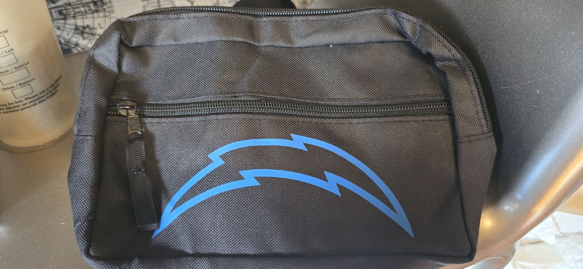 Charger black fanny pack