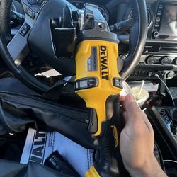 Dewalt flexvolt Grinder 60v Max 