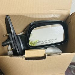 New Power Side Mirror for 2003-2007 Toyota Corolla - Passenger (RH)