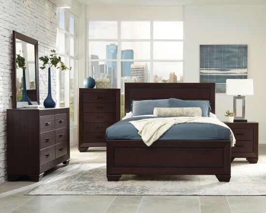 Beautiful new 5 piece Queen bed set only 660$!!! (1 bed, 1 nightstand, 1 mirror, 1 dresser, 1 chest)