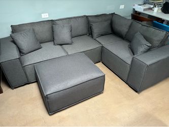 SECTIONAL WITH OTTOMAN