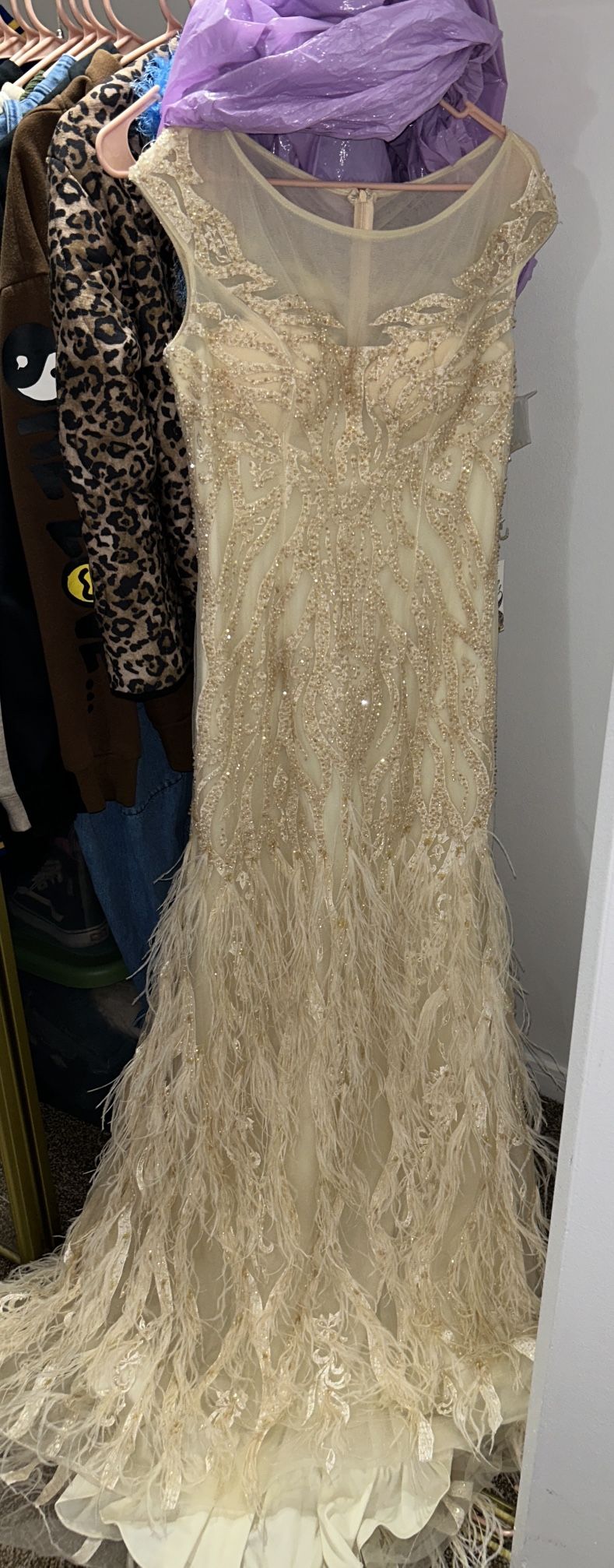 Beautiful Unaltered Prom Dress