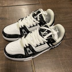 Lv (Louis Vuitton) Trainers, Black/White, Size 9.5 