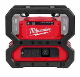 Milwaukee M18 18V Lithium-Ion Cordless 3600-Watt/1800-Watt Battery Powered Power Supply