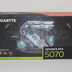 gigabyte nvidia geforce RTX 5070 gaming Oc 12G GDDR7 pci express 5.0 graphics card 