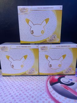 Pokémon 30th Celebration Elite Trainer Box