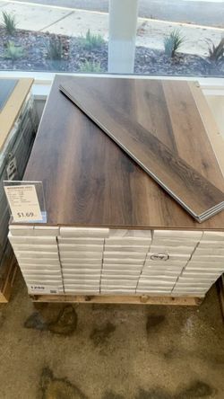 Luxury Oil Glow Waterproof Vinyl Plank Click Lock Flooring