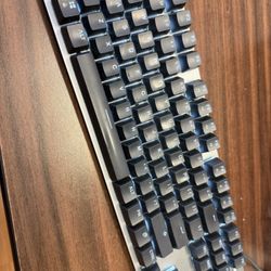 [used] Logitech K845 Mechanical Keyboard (flat form BLUE)