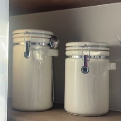 Canisters 