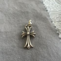 Chrome Hearts CH Cross Charm Pendant Small With Plain Bail