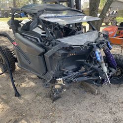 Can Am maverick X3 Parts Only !Sold Engine 