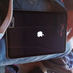 I Pad 10th Gen