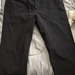 Lululemon Joggers – Size Small