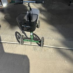 Knee Scooter With Padded Seat