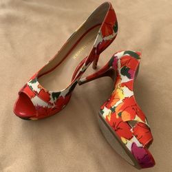 Floral Pumps Peep-Toe Platform Size 7