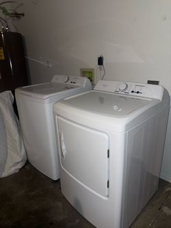 Insignia washer and  dryer