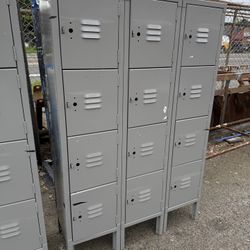 12-Door Locker Unit