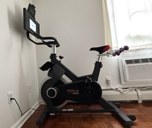Sole SB1200 Spin Bike – Like New, Ridden 3x + Free Mat