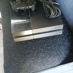 PlayStation 4 . Like New . Great Gift . 