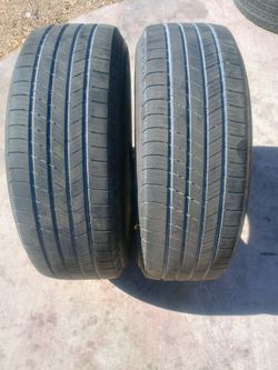 225/60/17 MICHELIN DEFENDER 85% TREAD SET OF 2 MATCHING TIRES