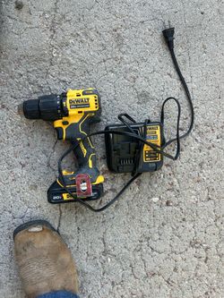 DeWalt 20V Brushless Drill with Battery and Charger