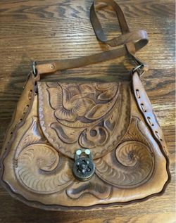 Vintage floral leather tooled purse