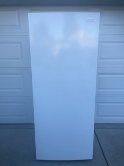 Frigidaire 2020 first free standup freezer for $380. Dimensions are 28Wx25Dx68H. Pick up only.