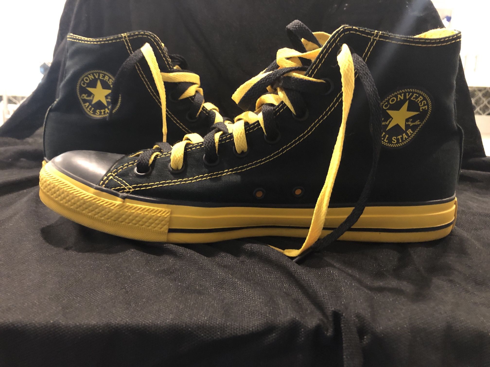 Converse- Men Size 11