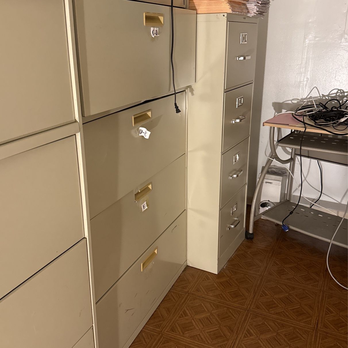 Filing Cabinets Beige O Black 4 Drawers 2 Drawers Or 5 Drawers 