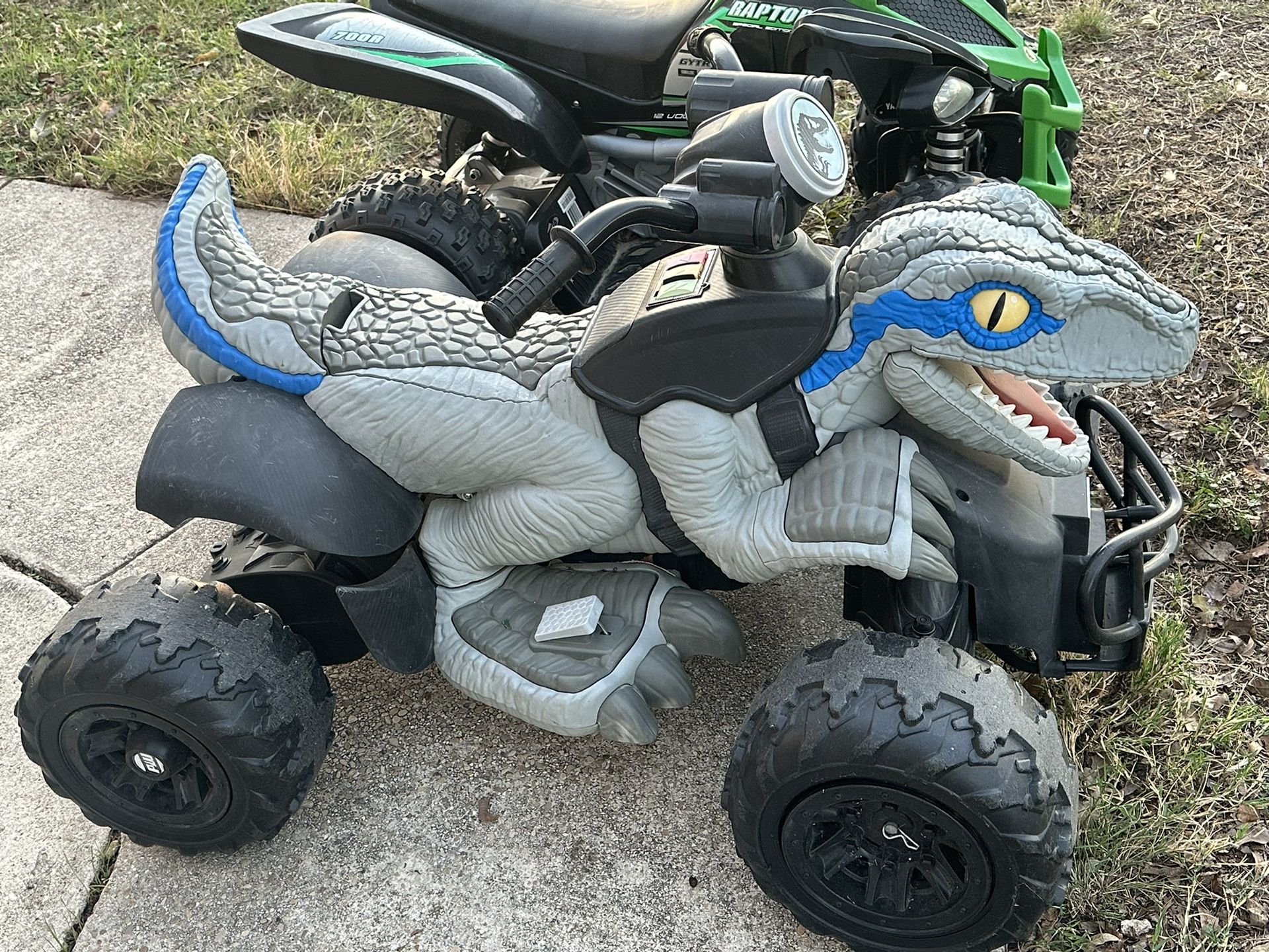 Power Wheels Jurassic World Dino Racer 12V Ride On Vehicle