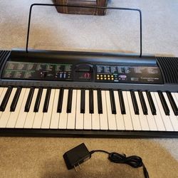 Concertmate 970 by Radio Shack 61 note Polyphonic Keyboard w/power supply