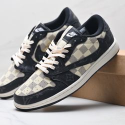 yearnAJ1LV. Luxury-Style Collaboration Low-Top Youth Couple Casual Shoes