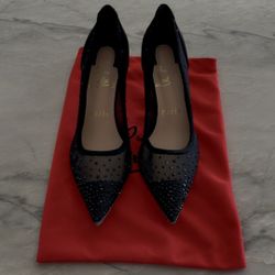 Heels LV Great Condition Size 8 $80